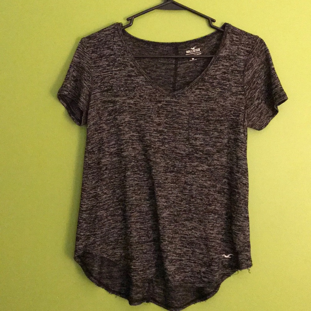 Must- have tee hollister